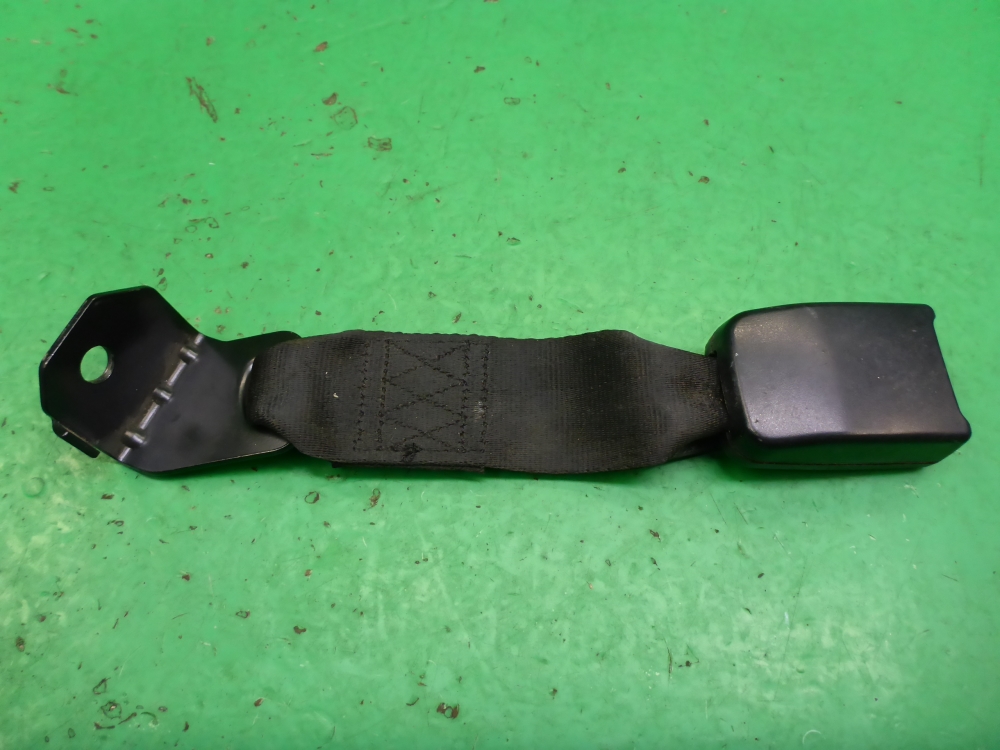 Ответная часть ремня безопасности