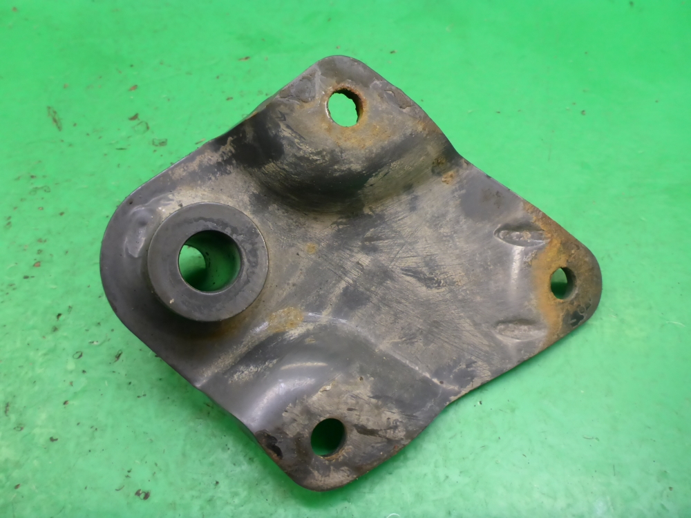 Кронштейн (сопут. товар)