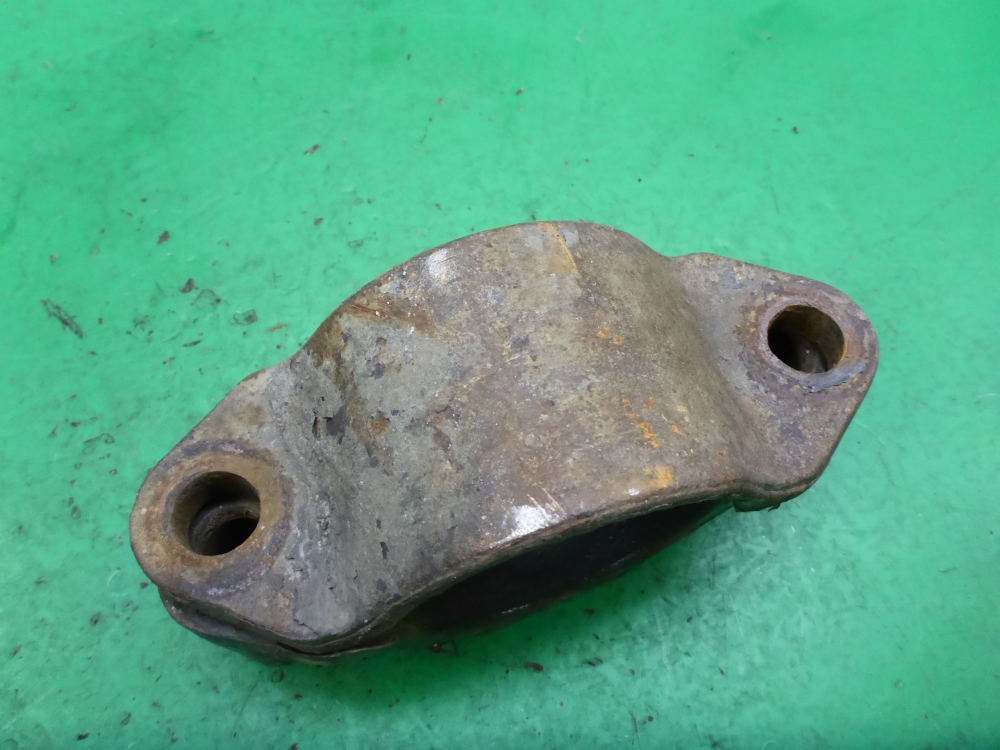 Кронштейн (сопут. товар)