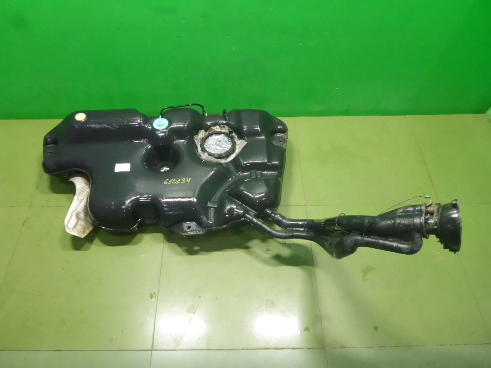 Бак топливный