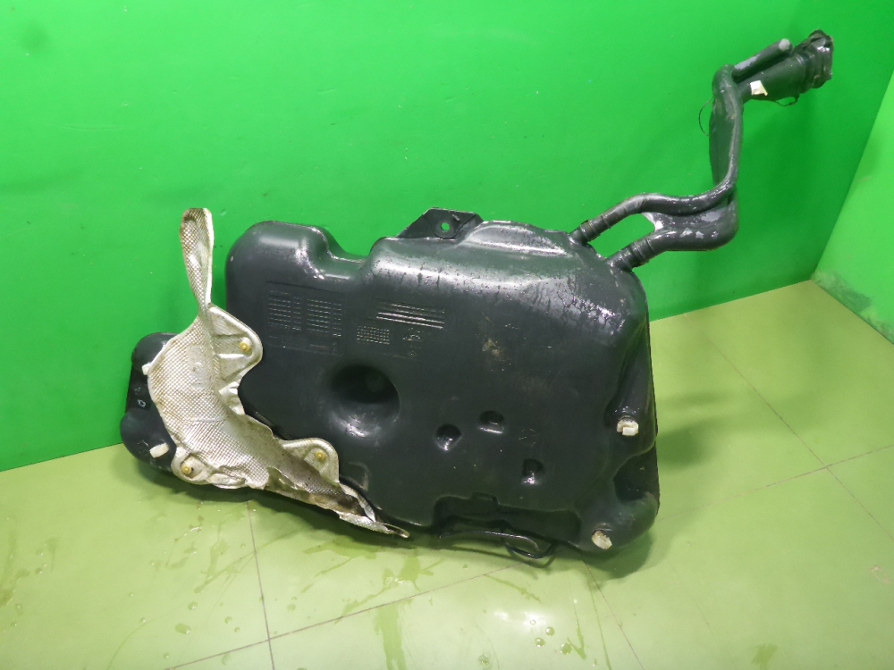 Бак топливный