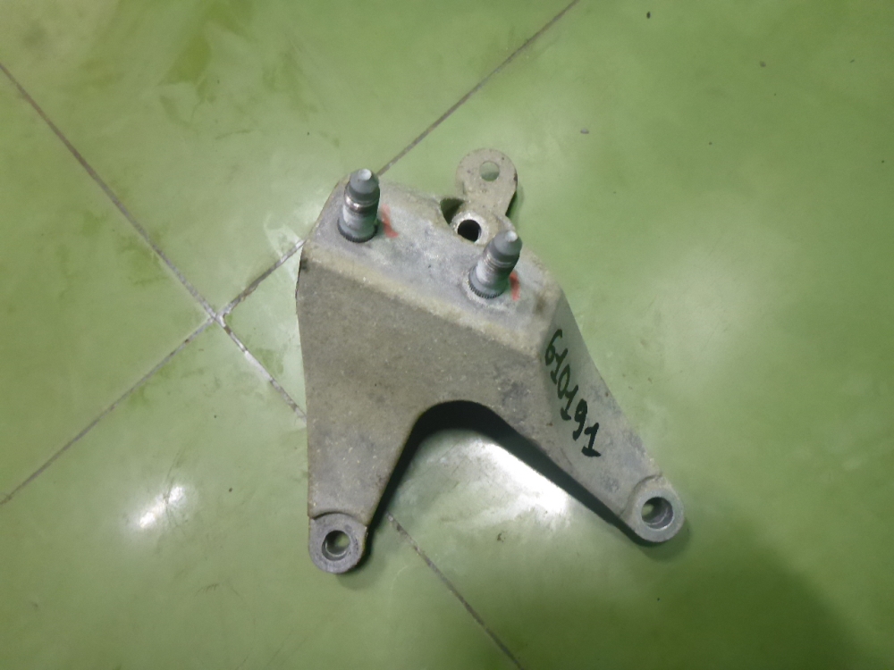 Кронштейн КПП