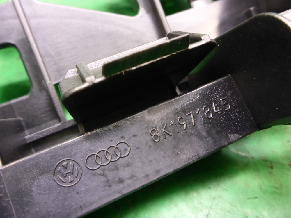 Кронштейн (сопут. товар)