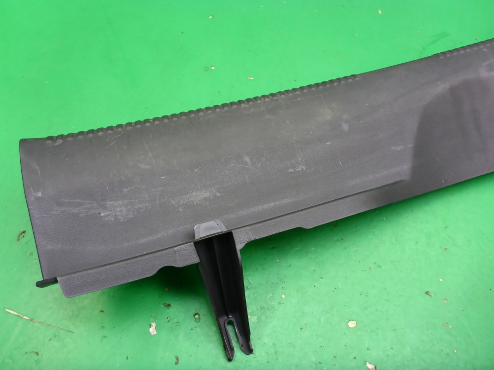 Обшивка багажника