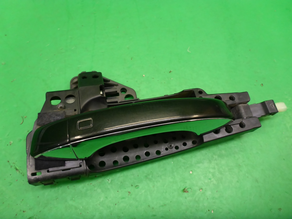 Ручка двери задней наружная левая