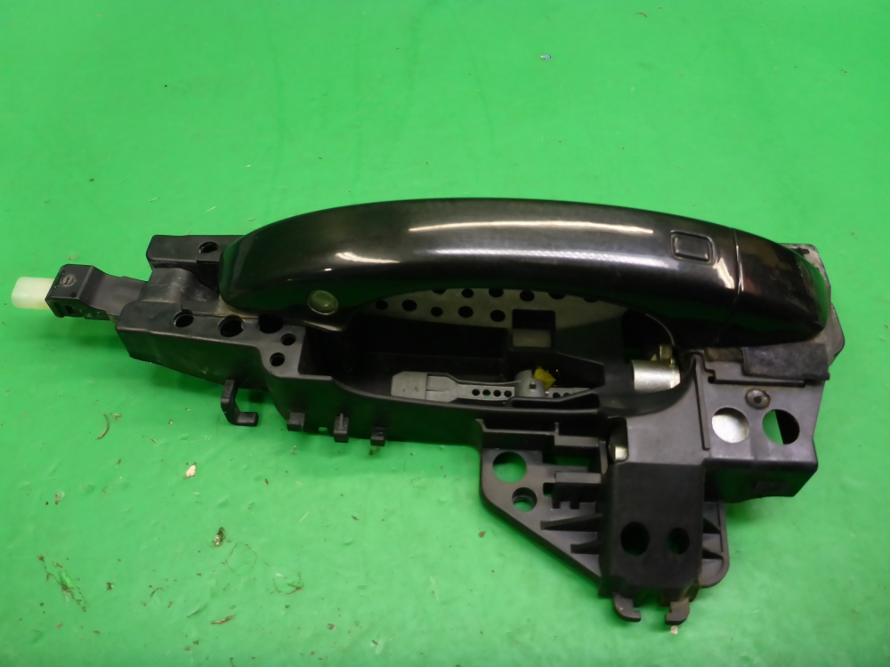 Ручка двери задней наружная левая