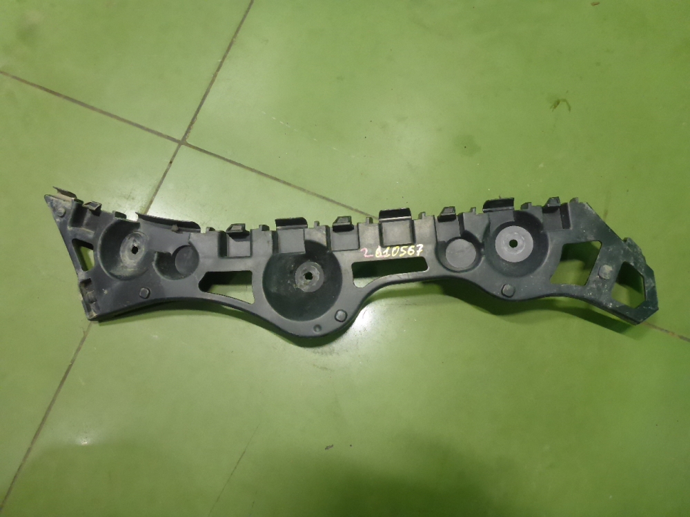 Кронштейн заднего бампера левый