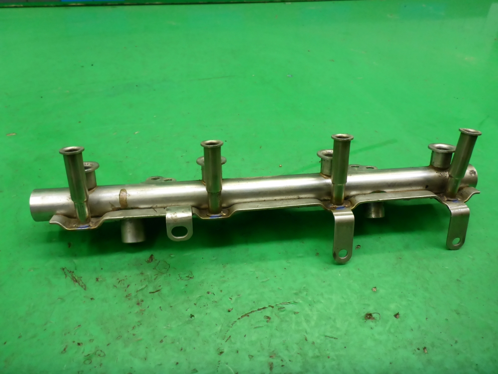 Рейка топливная (рампа)