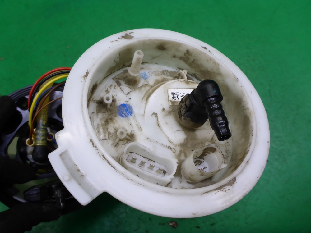 Насос топливный электрический