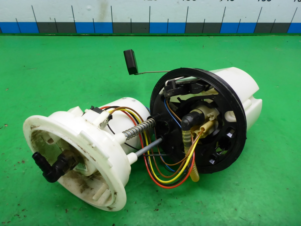 Насос топливный электрический