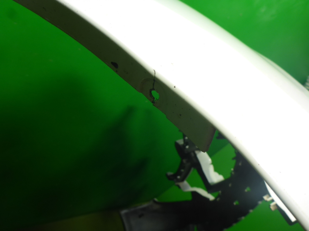 Бампер передний