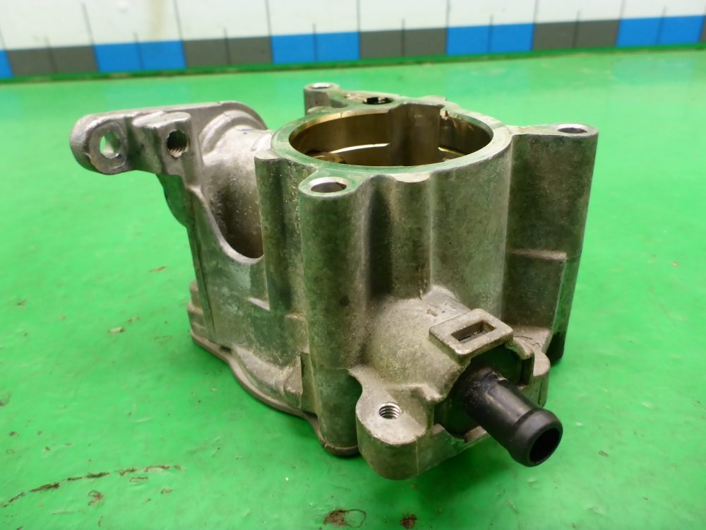 Насос вакуумный