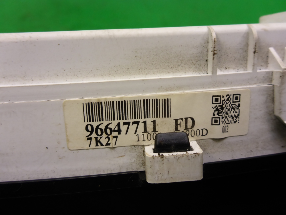 Панель приборов