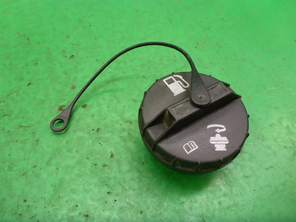 Крышка топливного бака