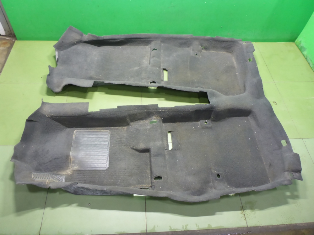 Покрытие напольное (ковролин)