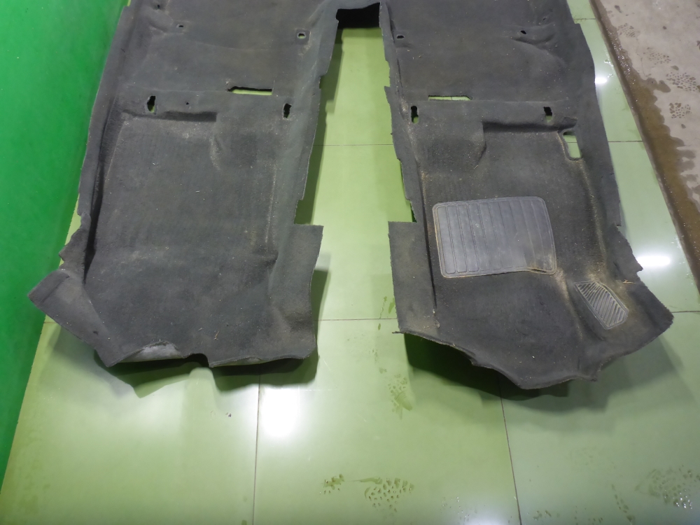 Покрытие напольное (ковролин)