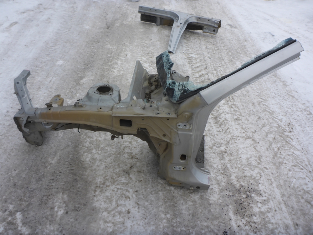 Лонжерон передний левый