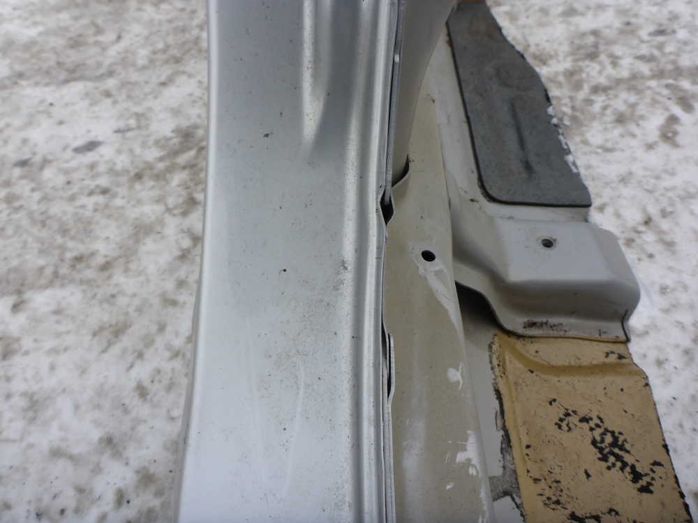 Порог со стойкой правый