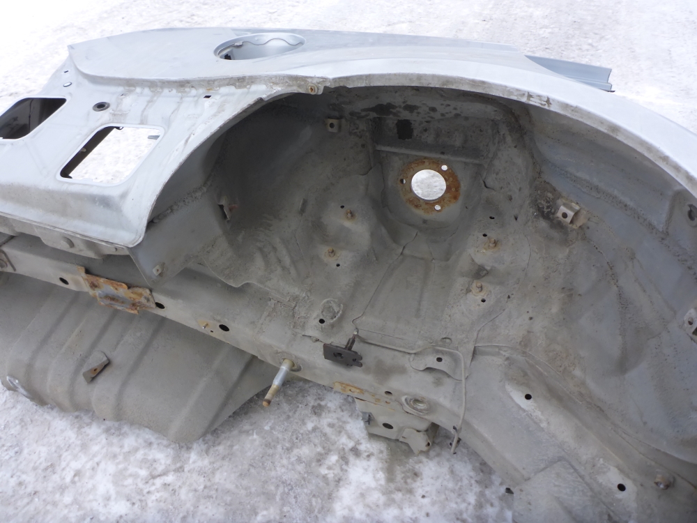 Крыло заднее правое