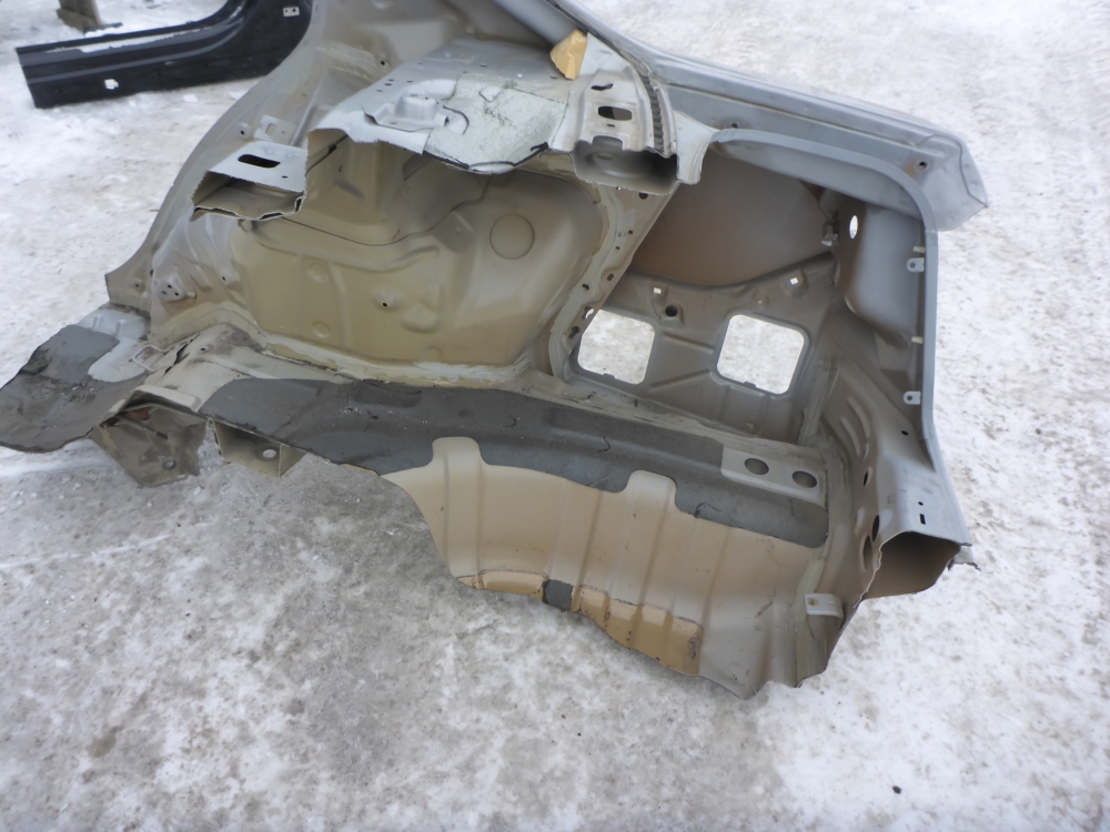 Крыло заднее правое