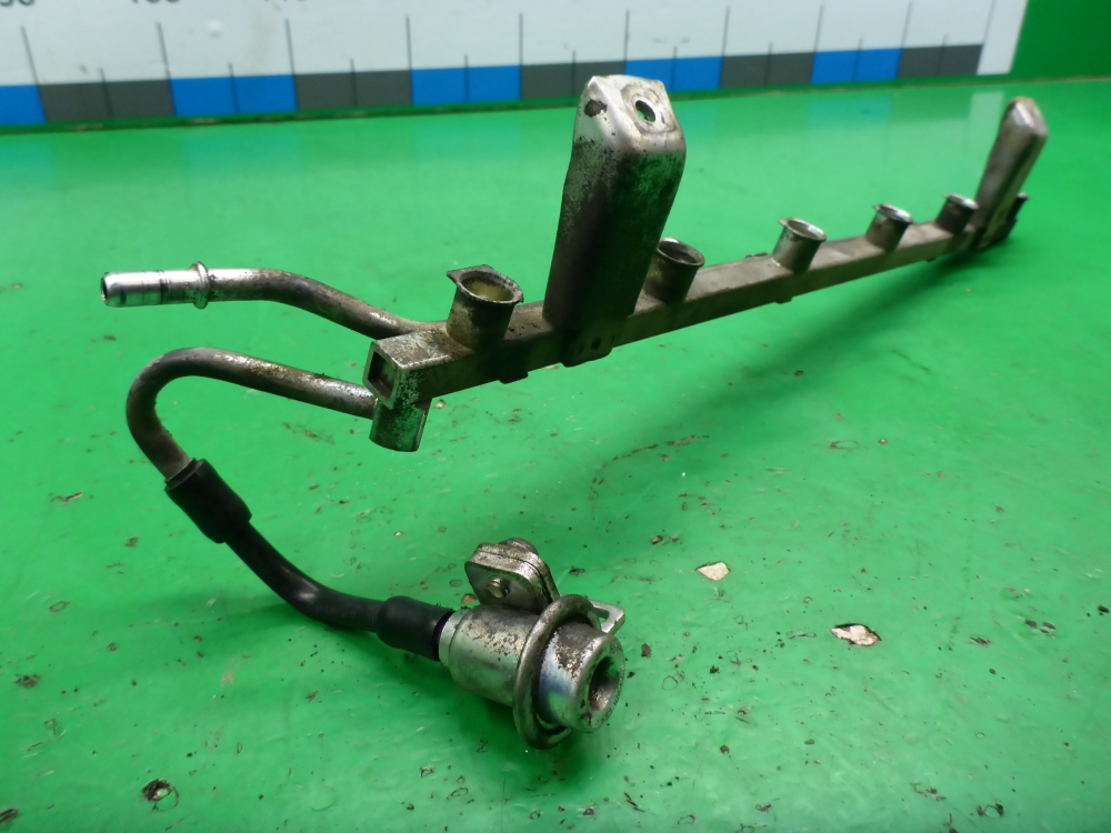 Рейка топливная (рампа)