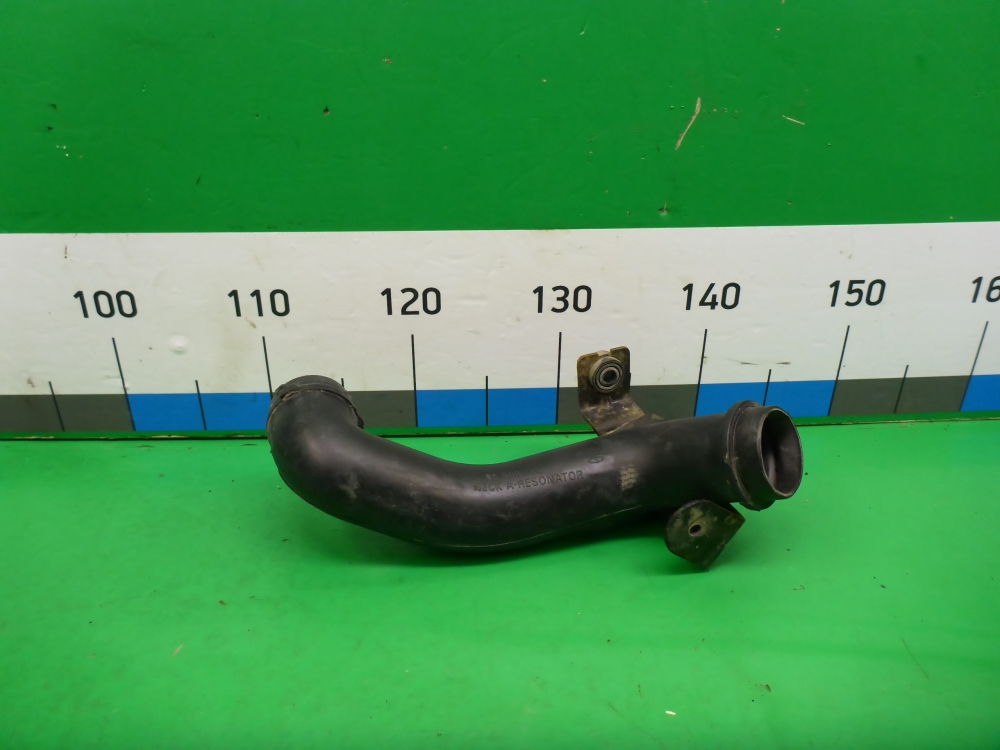 Патрубок воздушного фильтра