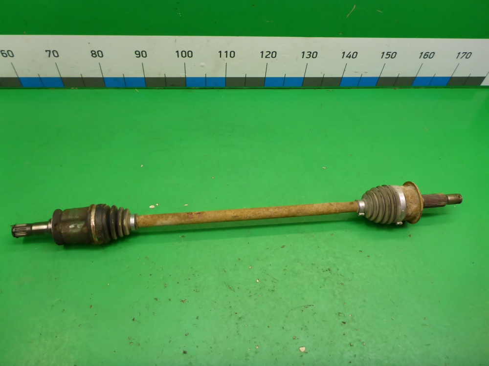 Полуось задняя правая