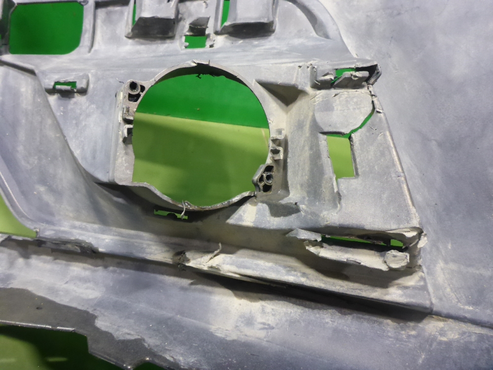 Бампер передний