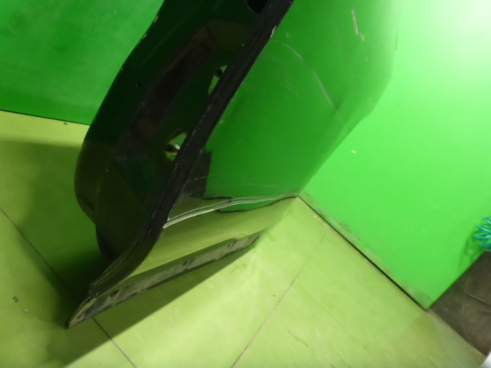 Дверь задняя левая