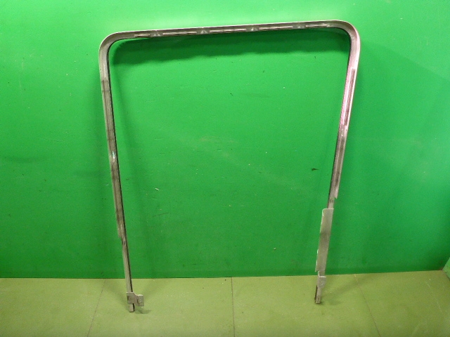 Направляющая стекла двери