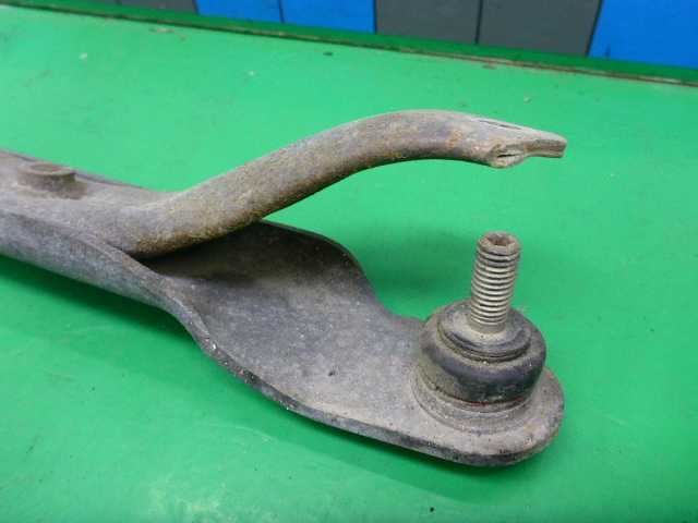 Тяга кулисы КПП