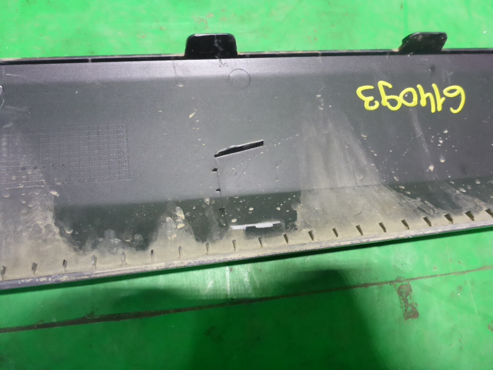 Накладка двери задней левой