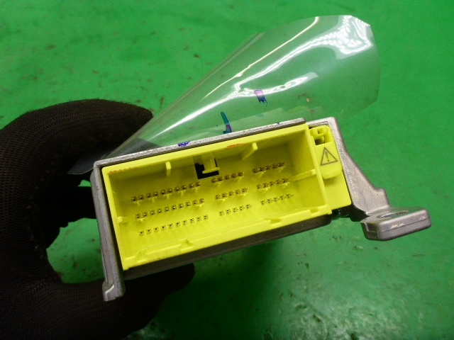 Блок управления подушек безопасности (AIR BAG)