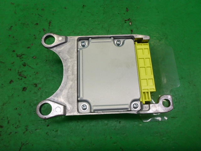 Блок управления подушек безопасности (AIR BAG)