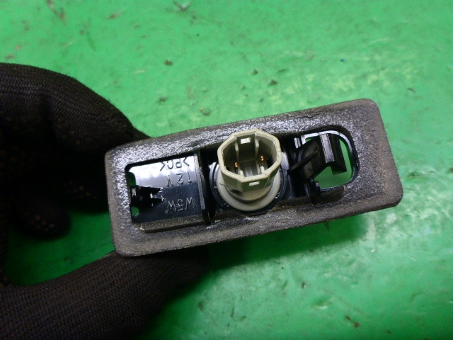 Фонарь подсветки номера