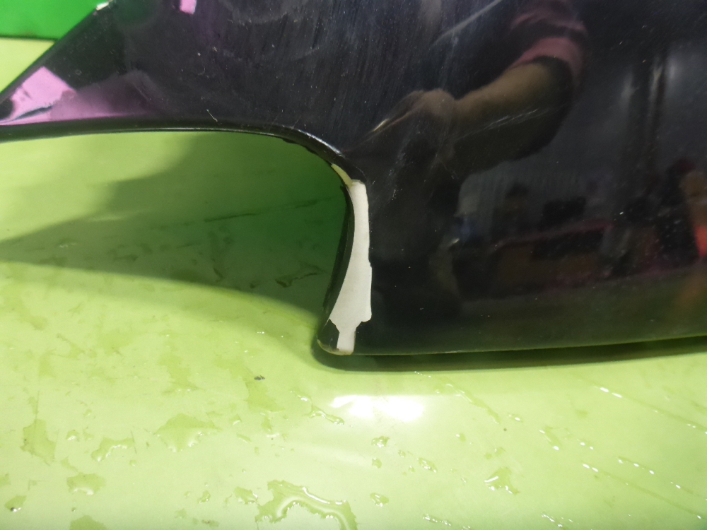 Крыло переднее левое