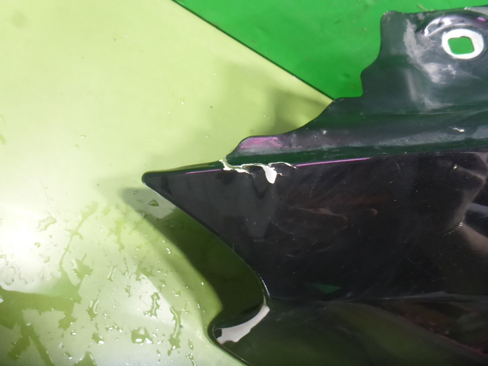 Крыло переднее левое