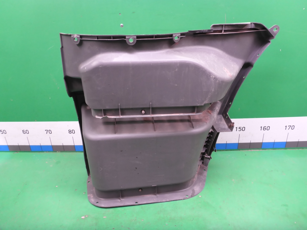 Подножка правая