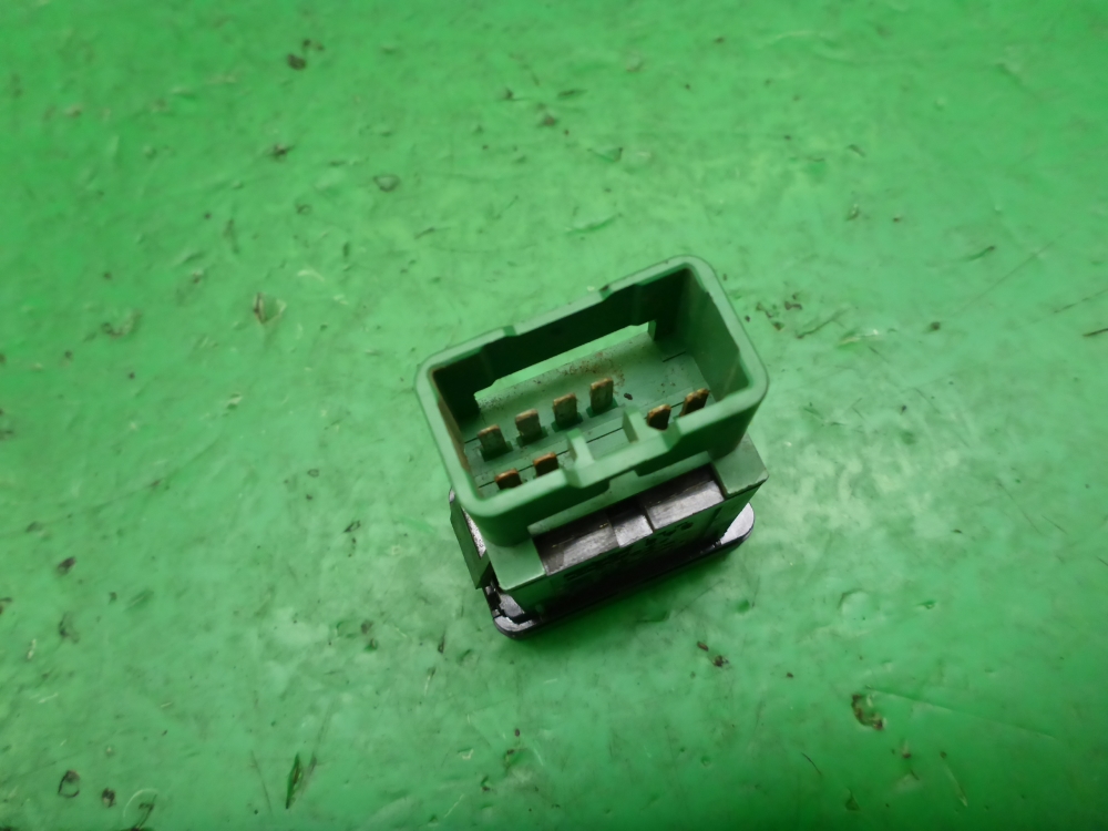 Переключатель света фар