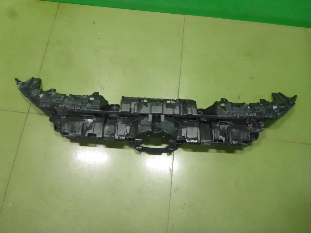 Кронштейн переднего бампера