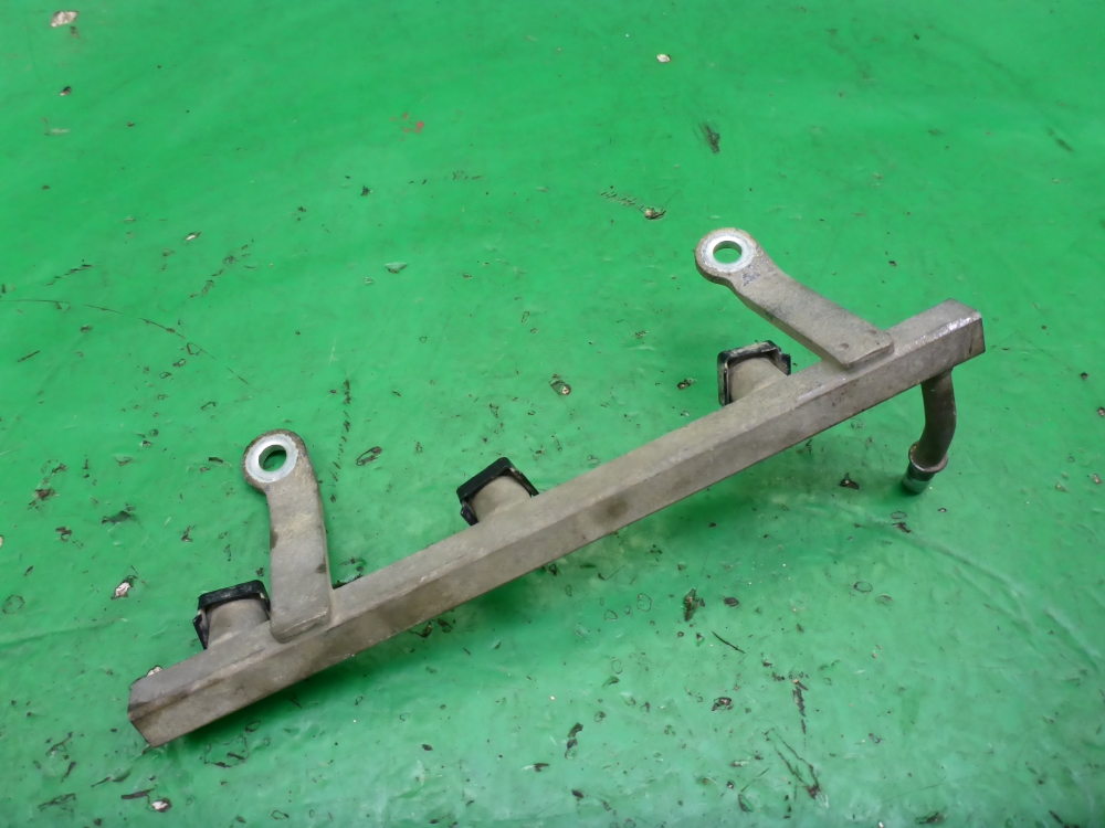 Рейка топливная (рампа)