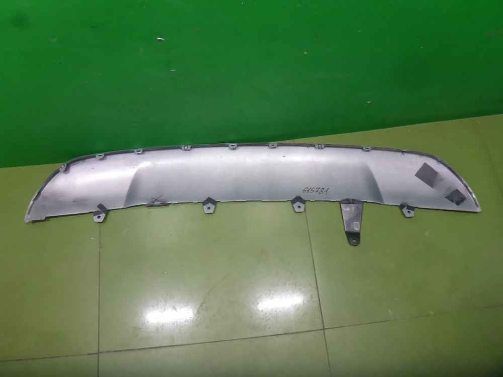 Накладка заднего бампера