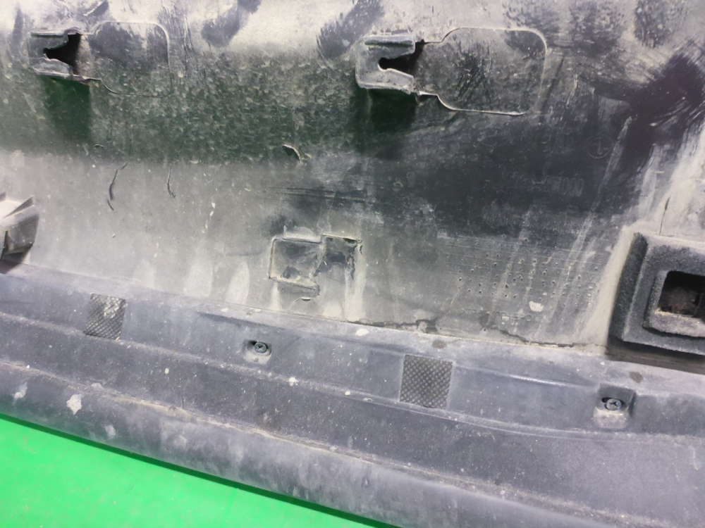 Накладка двери задней правой