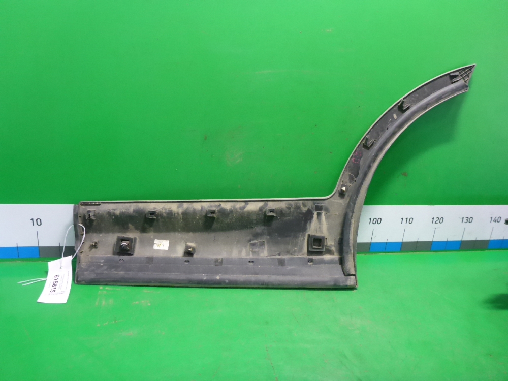 Накладка двери задней правой