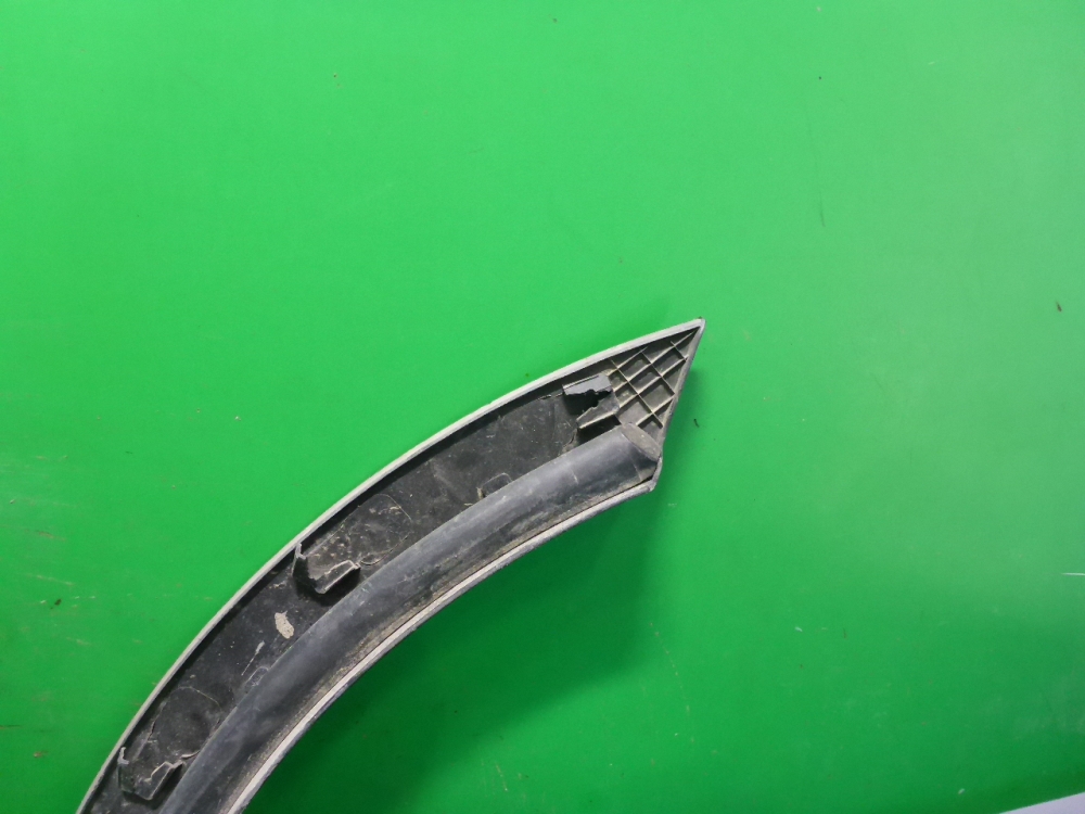 Накладка двери задней правой