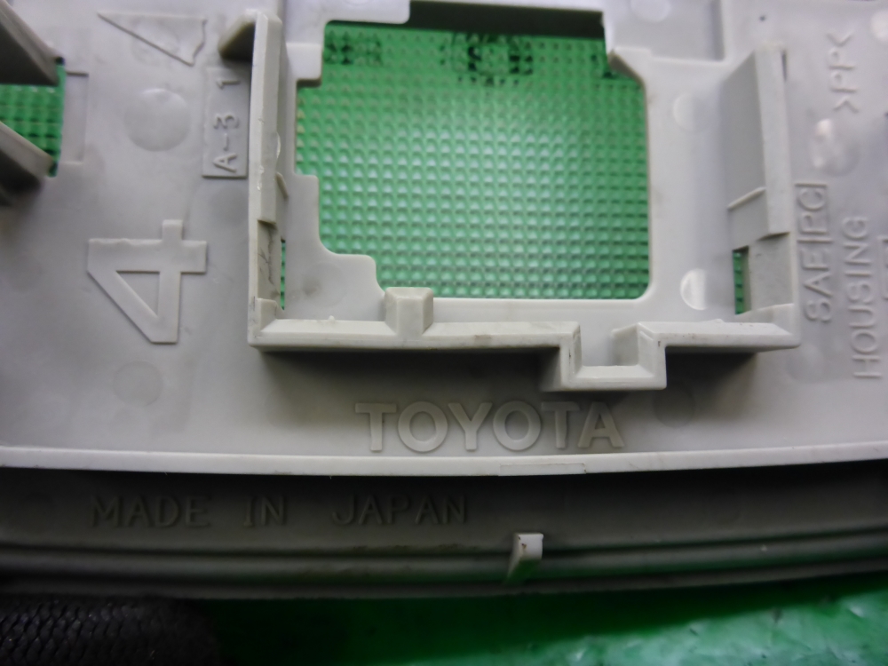 Плафон салонный