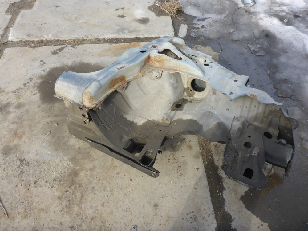 Лонжерон передний правый