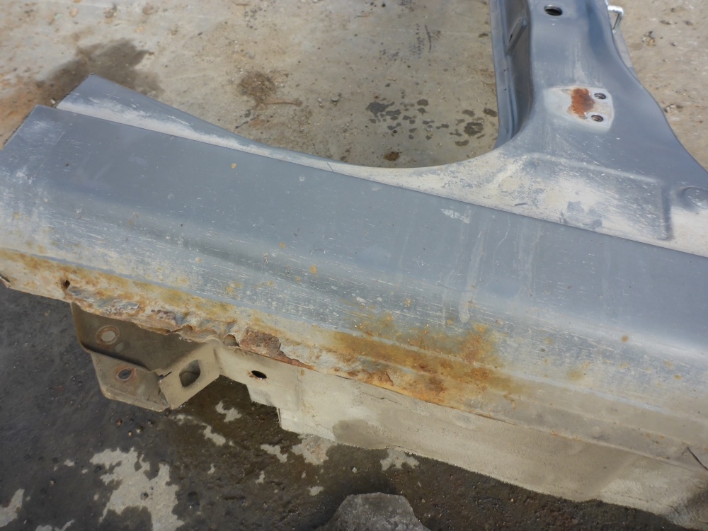 Порог со стойкой правый