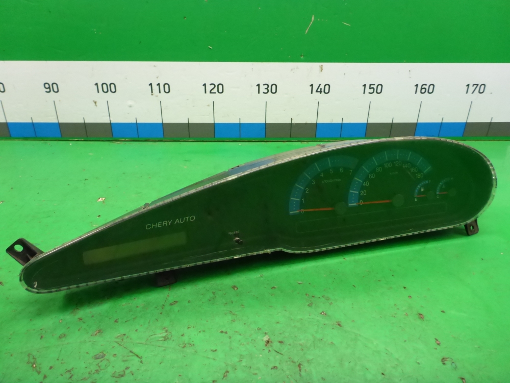 Панель приборов