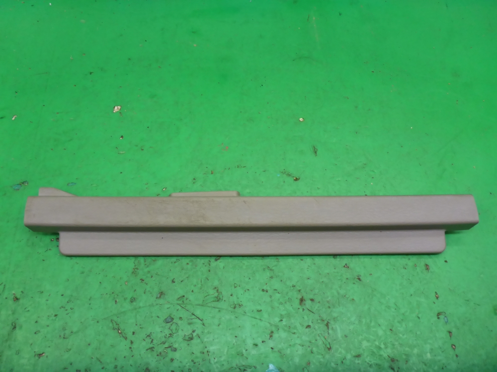 Накладка порога (внутренняя)